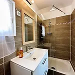 Villa Corail Privée Et Climatisée Pour 10 Personnes Avec Piscine Et Superbe Vue Et Collines à *