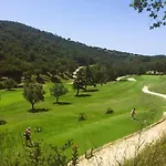 Corail Privée Et Climatisée Pour 10 Personnes Avec Piscine Et Superbe Vue Et Collines à La Londe-les-Maures