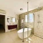 Villa Corail Privée Et Climatisée Pour 10 Personnes Avec Piscine Et Superbe Vue Et Collines à *