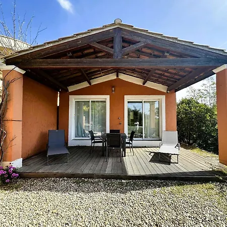 Corail Privée Et Climatisée Pour 10 Personnes Avec Piscine Et Superbe Vue Et Collines à * La Londe-les-Maures